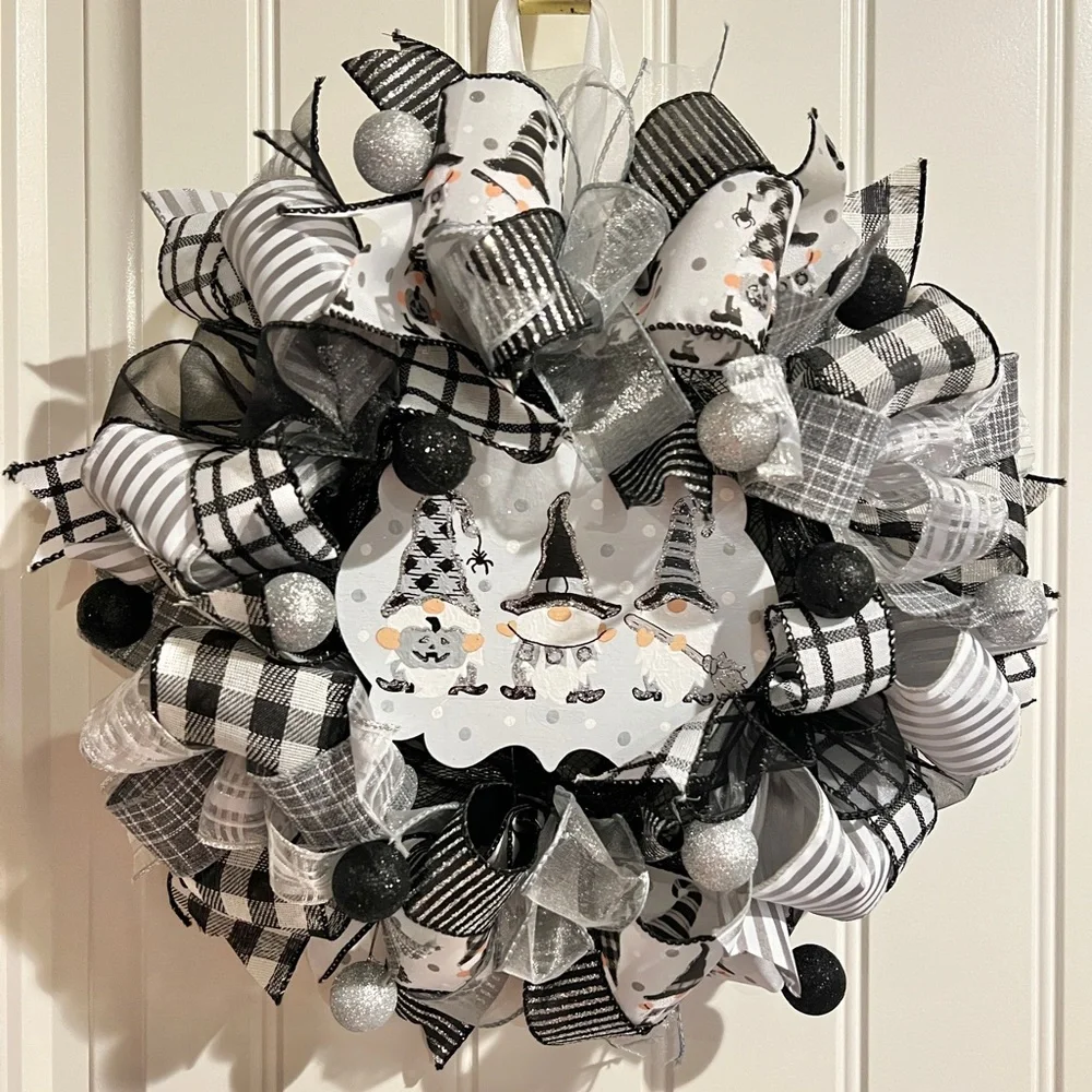 13 inch Halloween Ribbon Wreath Black White Gnome MW4